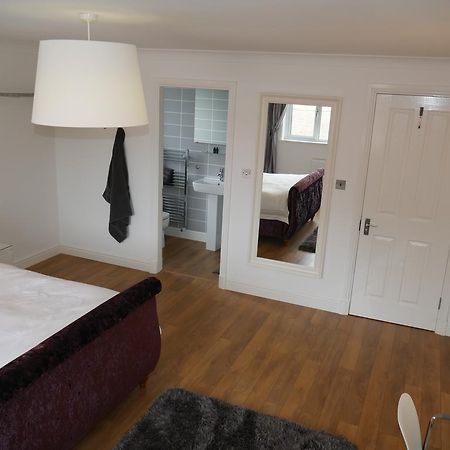 Fifty One And A Half Boutique B&B Clitheroe Esterno foto