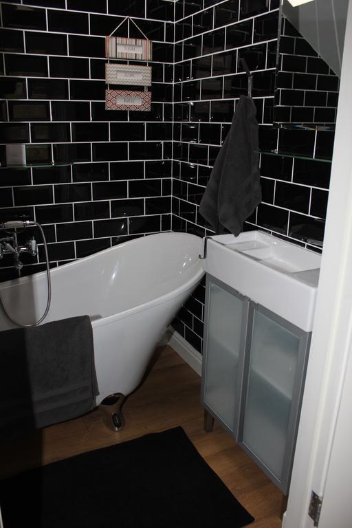 Fifty One And A Half Boutique B&B Clitheroe Esterno foto