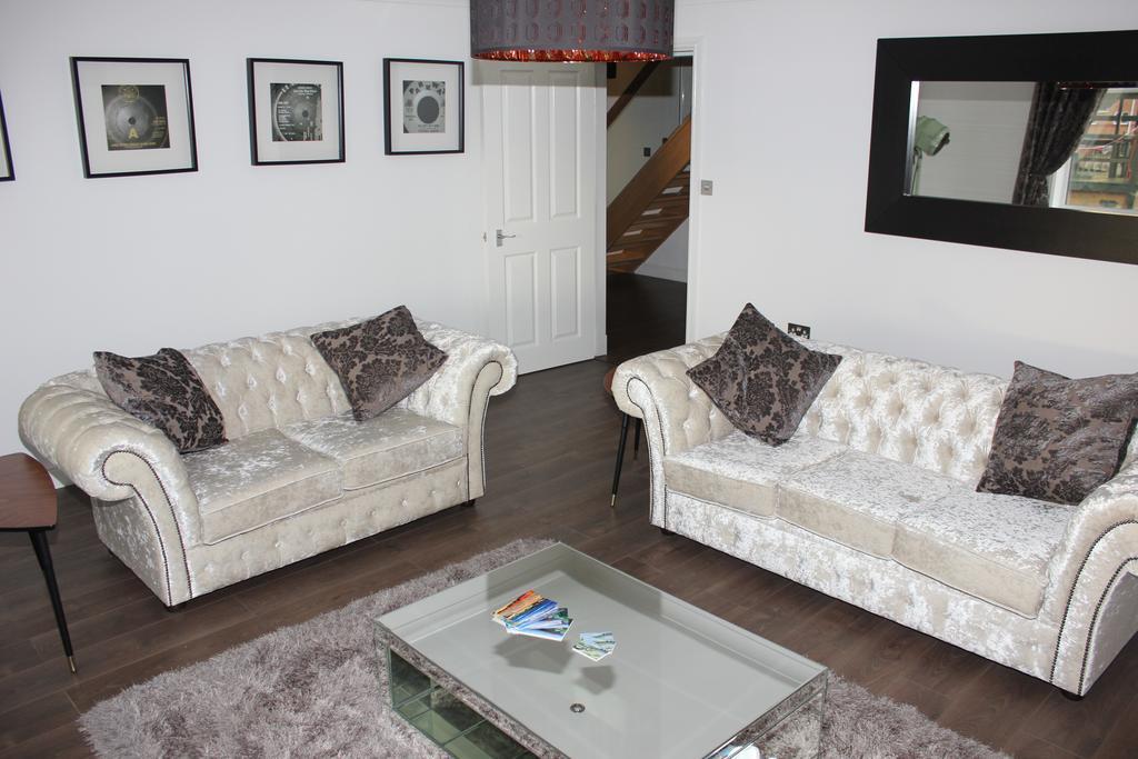 Fifty One And A Half Boutique B&B Clitheroe Esterno foto