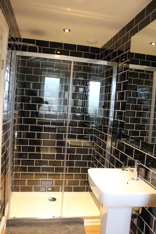 Fifty One And A Half Boutique B&B Clitheroe Esterno foto