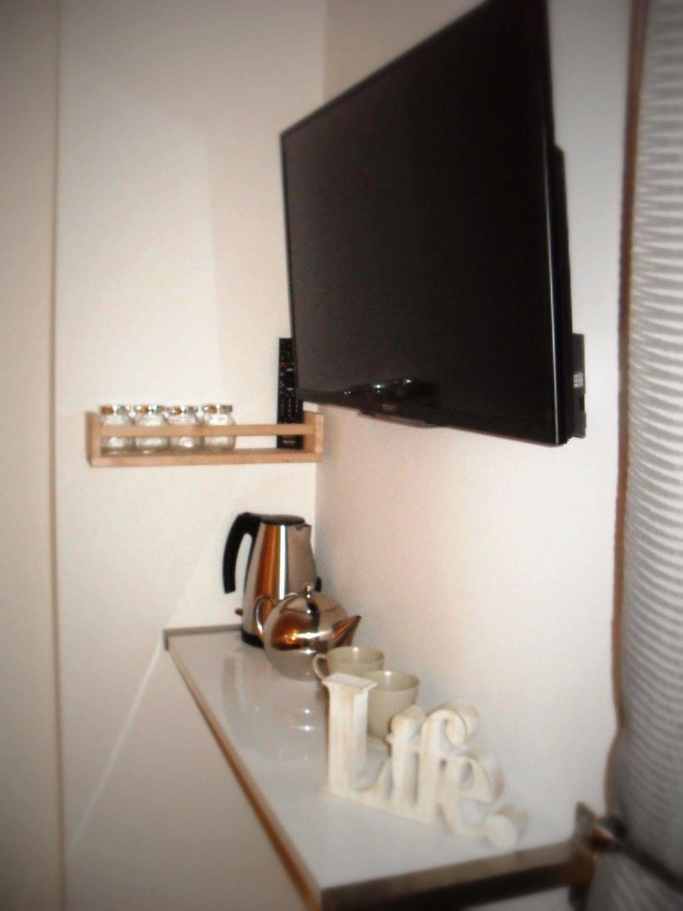 Fifty One And A Half Boutique B&B Clitheroe Esterno foto