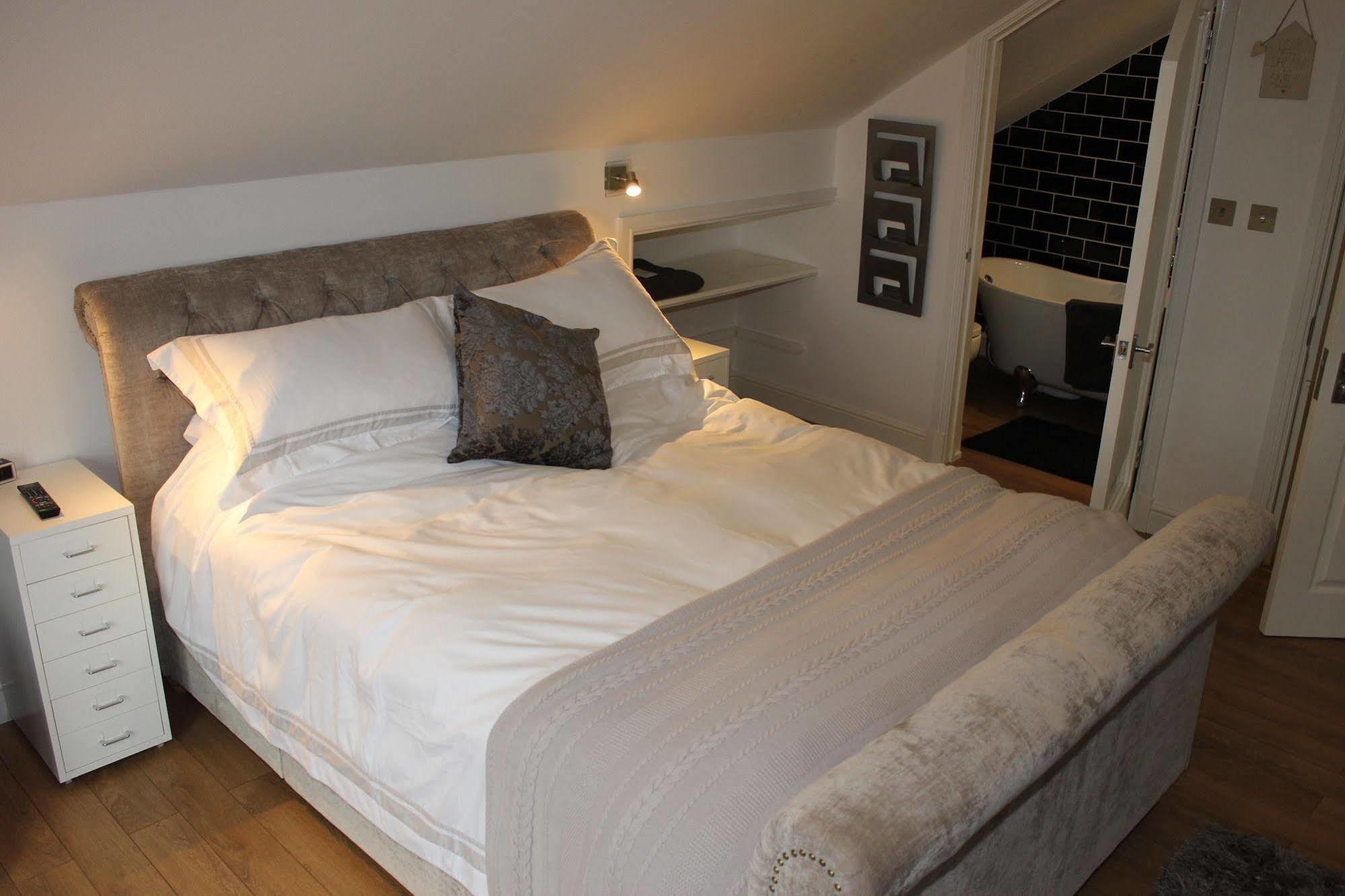 Fifty One And A Half Boutique B&B Clitheroe Esterno foto